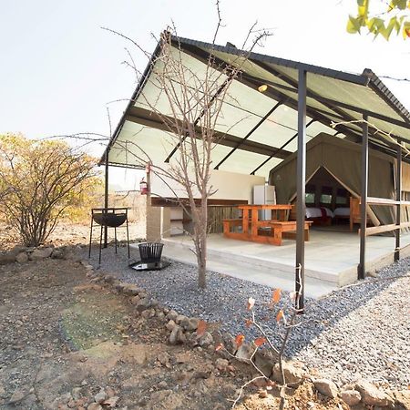 Вилла Gondwana Etosha Safari Camp Окаукуэджо Экстерьер фото