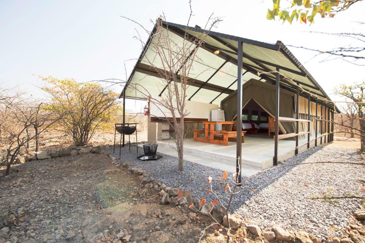 Вилла Gondwana Etosha Safari Camp Окаукуэджо Экстерьер фото