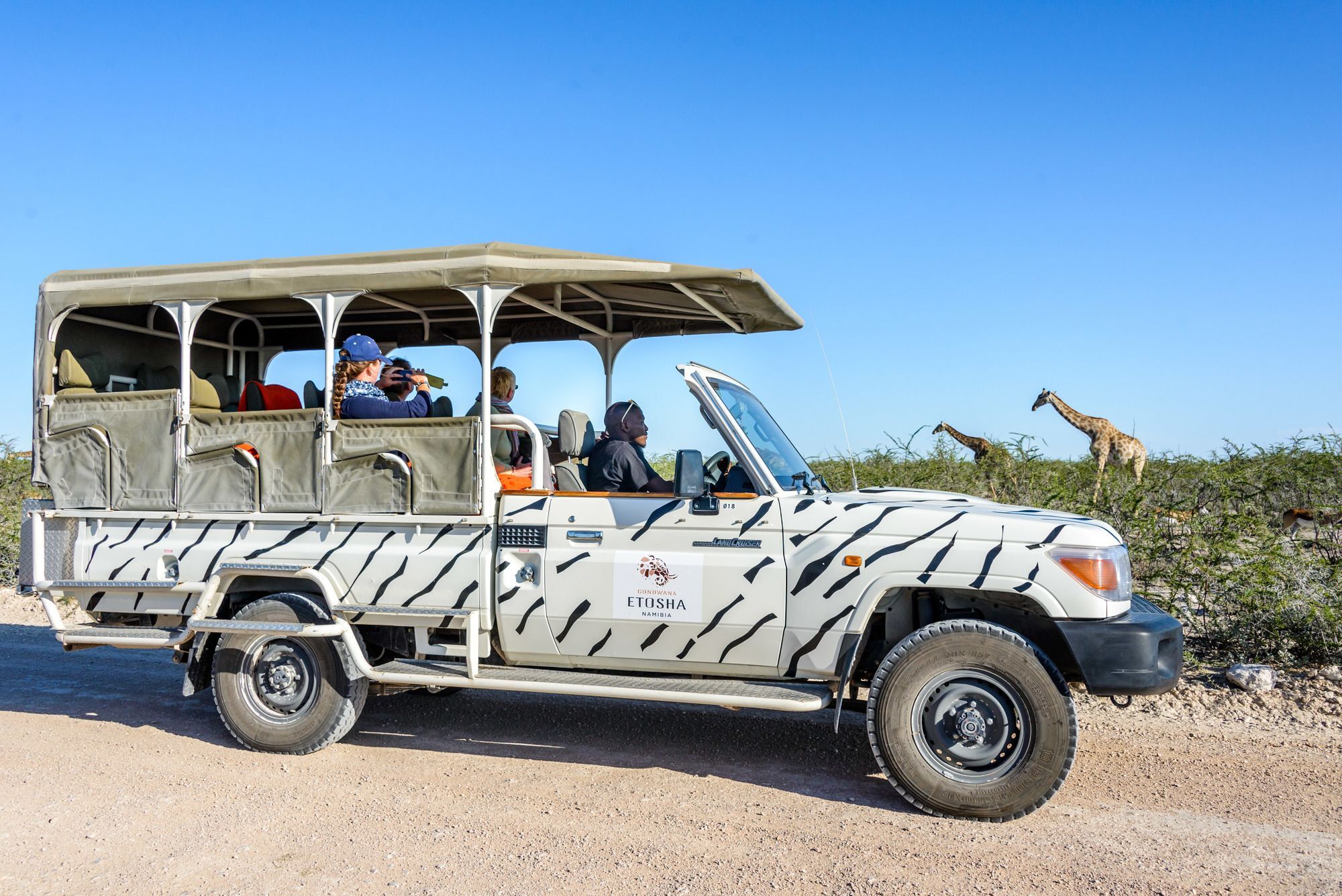 Вилла Gondwana Etosha Safari Camp Окаукуэджо Экстерьер фото